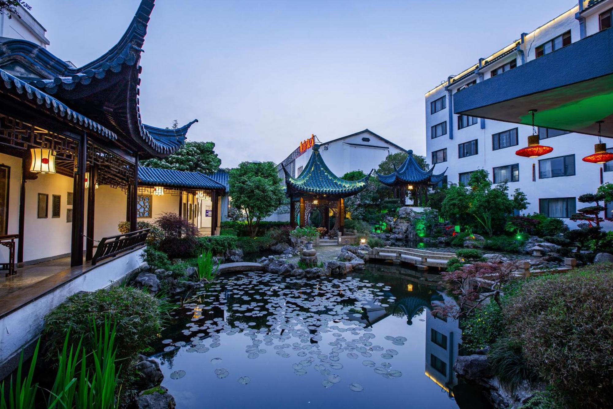 苏州华侨饭店 Suzhou (Jiangsu) Exteriör bild